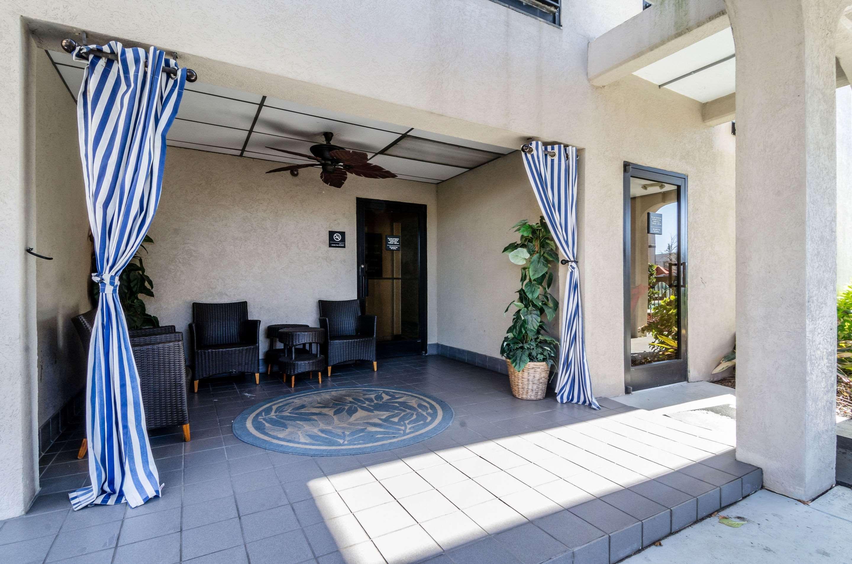 Quality Inn Ламбертон Экстерьер фото