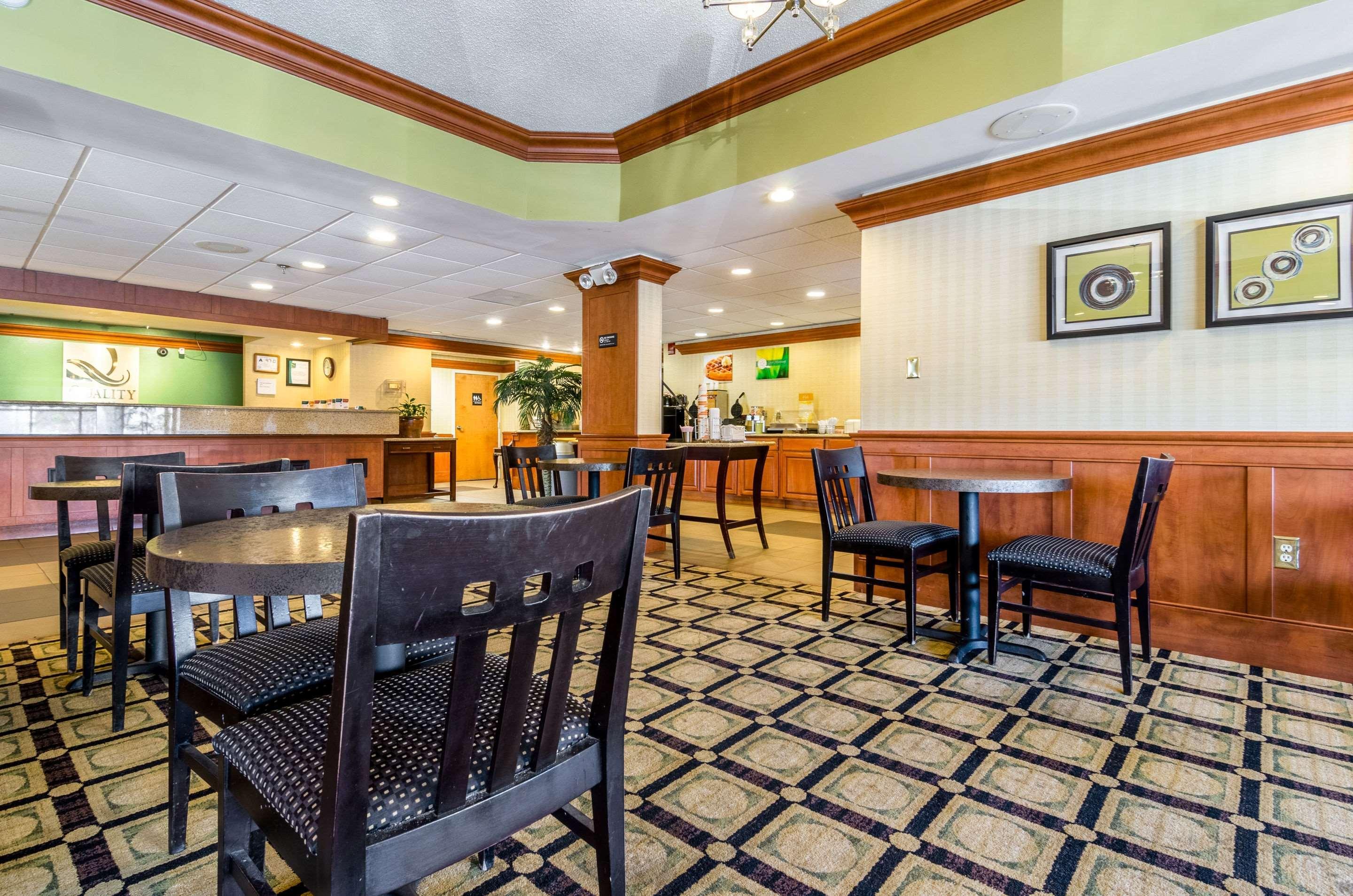 Quality Inn Ламбертон Экстерьер фото